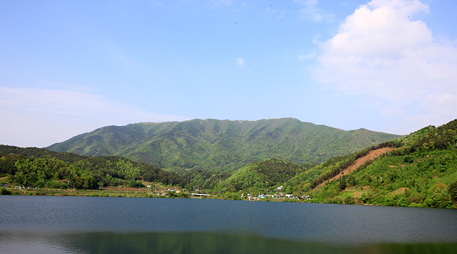 Daecheon Mountain [photo]